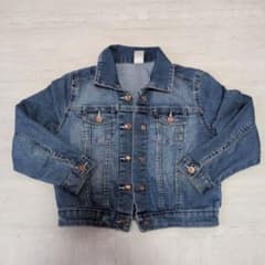 H＆М　DENIM デニムジャケット US 5-6Yのサムネイル