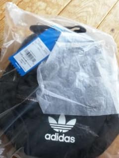 adidas originals ミニリュックのサムネイル