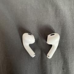 Apple AirPods ワイヤレスイヤホン ホワイトのサムネイル