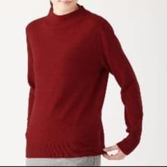美品★MUJIヤク混ウールモックネックセーターMのサムネイル