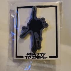 新品reality to idea ピンのサムネイル
