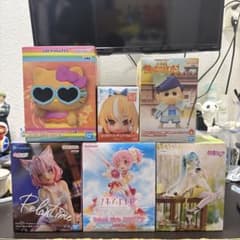 フィギュア まとめ売り ハローキティ 初音ミク ホロライブ 他 - メルカリ