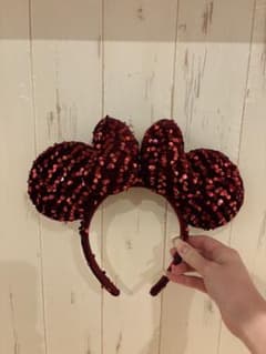 東京ディズニーリゾート 赤ベロアカチューシャのサムネイル