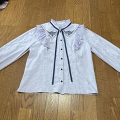 襟刺繍 フリル 長袖ブラウス ライトパープルのサムネイル