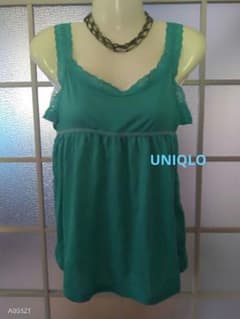 UNIQLO★ユニクロ グリーン　青緑　レース 　キャミソール リゾートのサムネイル