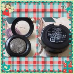 MAC アイシャドウのサムネイル