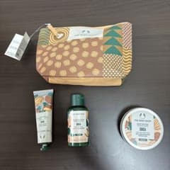 THE BODY SHOP 旅行用化粧品セットのサムネイル