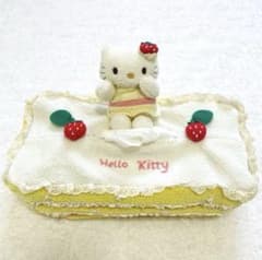 激レア！ハローキティ　ティッシュケース　ティッシュカバー　サンリオ　ケーキ　苺のサムネイル