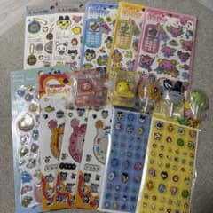 【新品未使用品】たまごっち シール 11点セット＋ガチャガチャ5点セットのサムネイル