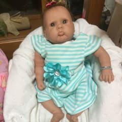 オシャレなベレンゲールの女の子のサムネイル