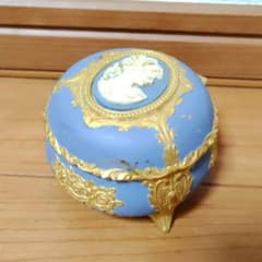 オルゴール　アンティーク　カメオレリーフ　ジュエリーボックス　小物入れのサムネイル