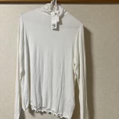 タグ付きikkaホワイトタートルネック長袖トップス
