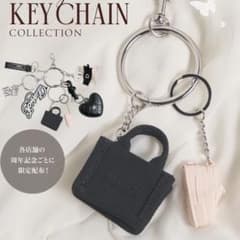 darich バッグ＆スニーカーミニキーホルダー ノベルティ - メルカリ
