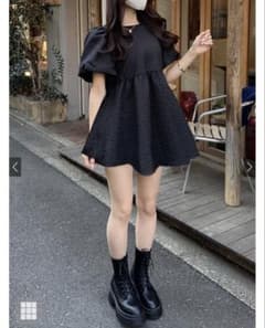 エンボスバルーンスリーブミニワンピース　GRLのサムネイル