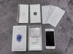 iPhoneSE　32GB シルバー　SIMフリーのサムネイル