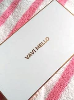 VAVIMELLO バビメロアイシャドウパレットのサムネイル