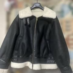 ボアベルト襟付き黒ムートンコートのサムネイル