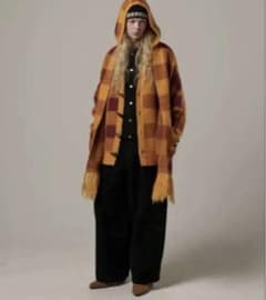 新品タグ付きAMBERGLEAM MOIST HOODIE PONCHO - メルカリ