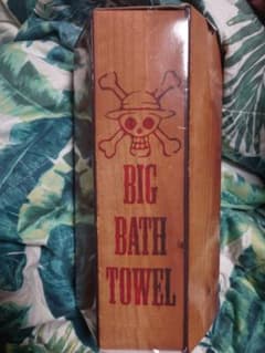 ONE PIECE BIG BATH TOWEL 麦わらの一味 9 人 - メルカリ