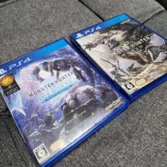 PS4 モンスターハンター　2本セットのサムネイル