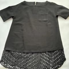 GU 黒のレース裾半袖Tシャツのサムネイル