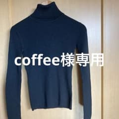 ユニクロ ブラック ウール100%リブタートルネックセーターのサムネイル
