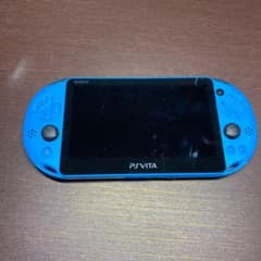 PlayStation®Vita（PCH-2000シリーズ）Wi-Fiモデル …のサムネイル