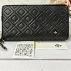 新品同様‼️ トリーバーチ 財布 長財布 キルティング ラウンド