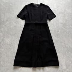 東京ソワール ブラックフォーマルワンピース 11号 黒 半袖 礼服 ベルト付きのサムネイル