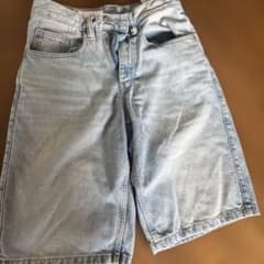 ZARA デニムショートパンツ ライトブルーのサムネイル