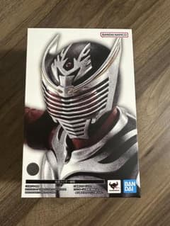 S.H.フィギュアーツ 仮面ライダー龍騎　真骨頂のサムネイル