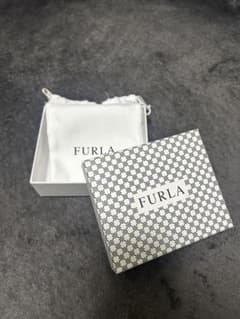 フルラ/FURLA 財布 空箱 巾着付き 保存箱 ギフト用のサムネイル