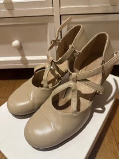 LaDuca ジャズヒール　22.5cm ベージュのサムネイル