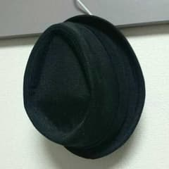 大人な雰囲気の黒ハット。内側はカモフラ柄でおしゃれ。のサムネイル