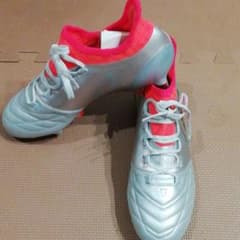 アディダス サッカースパイクのサムネイル