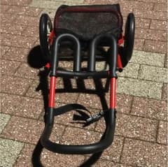 犬用車椅子のサムネイル