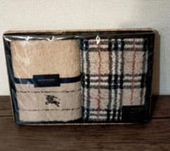 【未開封品】バーバリー フェイスタオル ２枚セット BURBERRYのサムネイル