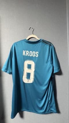 レアル・マドリード トニ・クロース ユニフォーム Lサイズ トニクロース ユニホーム Lサイズ トニ・クロース ユニフォーム