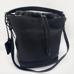 極美品】バーバリー 2way バッグ ノバチェック ロゴ型押し レザー 黒