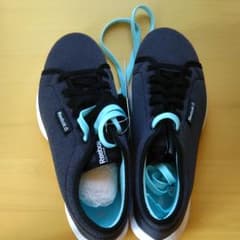 Reebokスニーカーのサムネイル