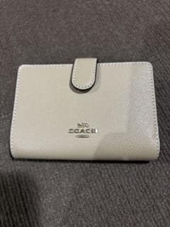 COACH 二つ折り財布 ベージュのサムネイル