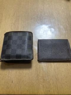 LOUIS VUITTON 折りたたみ財布&定期入れのサムネイル