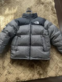 Supreme Nuptse ノースフェイス　シュプリーム　スタッズのサムネイル