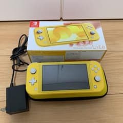 Nintendo Switch NINTENDO SWITCH LITE イエ…のサムネイル