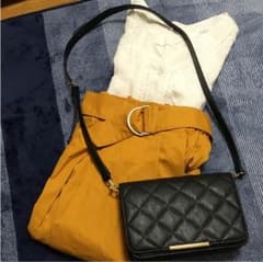 visショルダーバッグのサムネイル