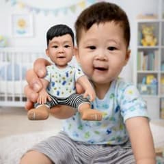 似顔絵オーダー 子供フィギュア 記念品 100日祝い ベビー人形のサムネイル