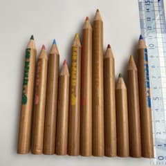 色鉛筆 11本のサムネイル
