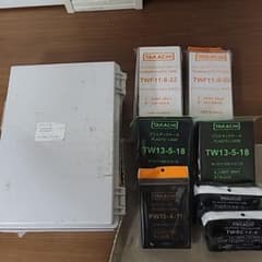 未使用★TAKACHI プラスチックケース他8点★シリコンカバーおまけ3点付きのサムネイル