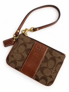 COACH シグネチャーリストレッド ポーチ ブラウンのサムネイル
