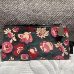 ANNA SUI 花柄ポーチのサムネイル